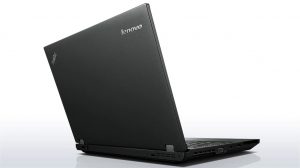 Adnotacja 2019-03-18 111121 - Focus on Computers Wiele osób uważa, że laptop biznesowy to wyłącznie chwytliwa nazwa, wymyślona po to, aby przyciągnąć bogatych klientów